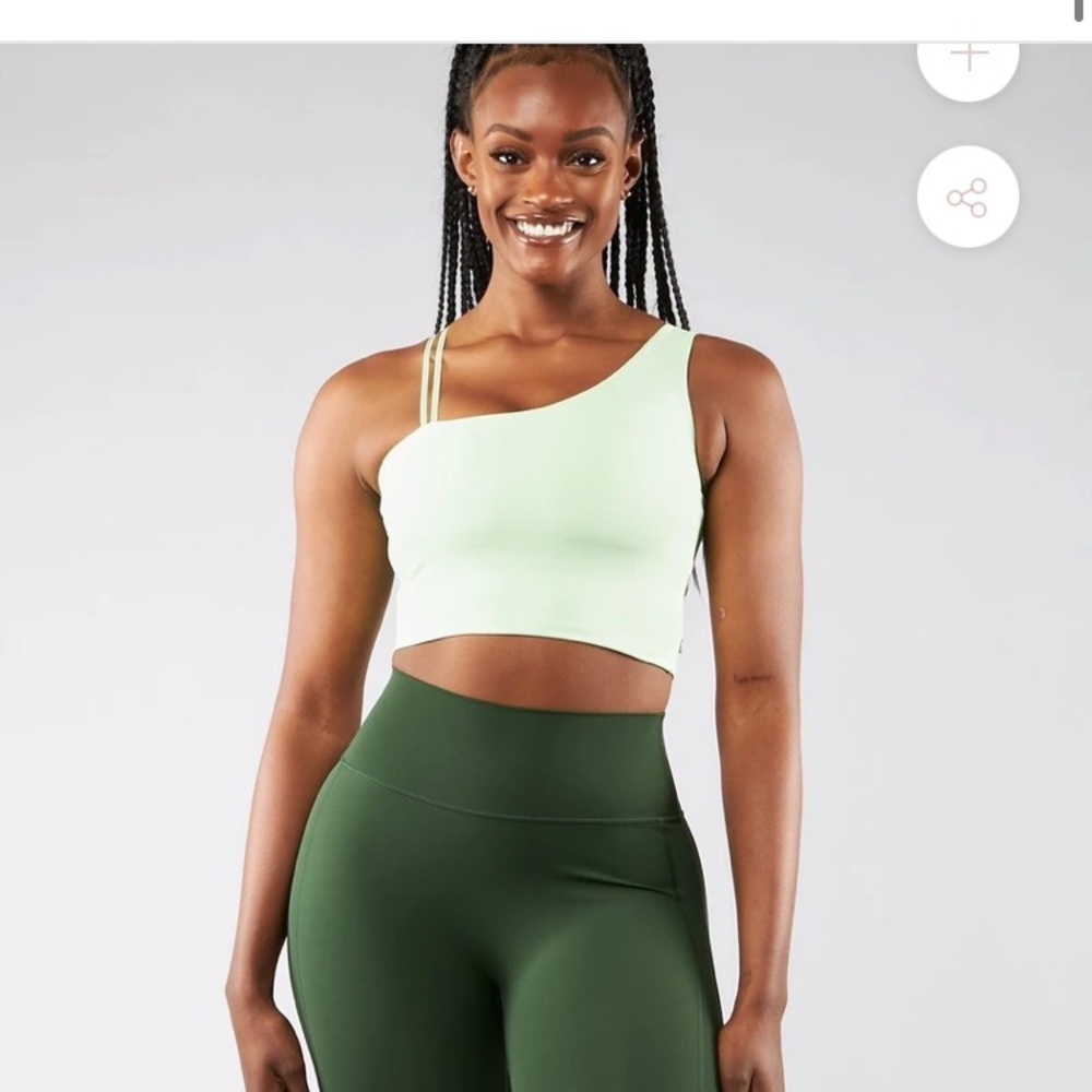 Like green sports bra